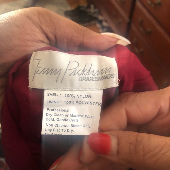 Size 18 burgundy long dress - Picture 3 of 3